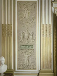 Panel of trompe l